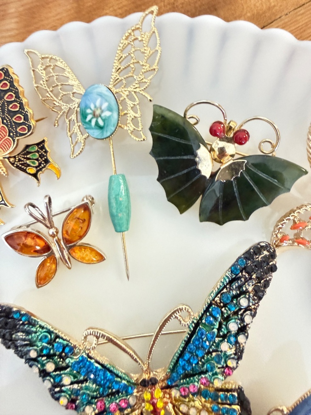 Butterfly Brooch Tray For Live Show on 9/3 - Picture 7 of 12